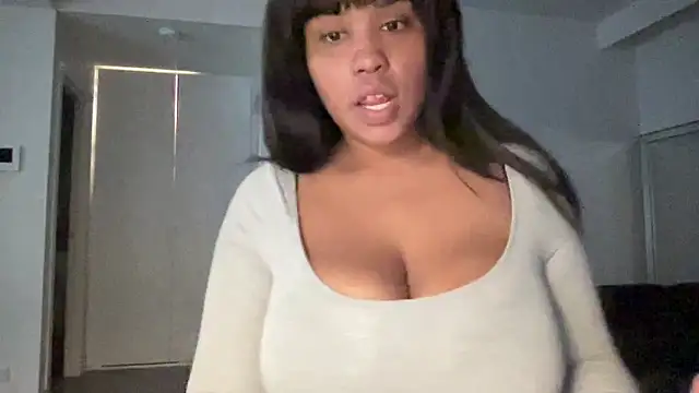 Snapshot of godnessvenusx chatting on 1, 6, 2026 godnessvenusx online show from 1, 6, 2026
