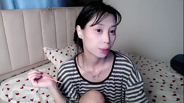 neverstoplovingme online show from 19, 5, 2026