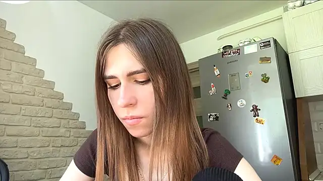 Snapshot of ZaraGuyette chatting on 16, 5, 2026 ZaraGuyette online show from 16, 5, 2026