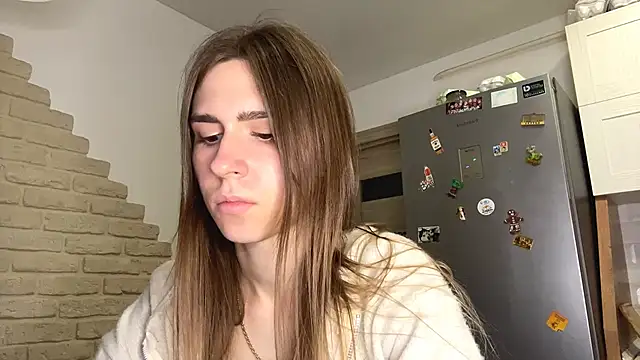 Snapshot of ZaraGuyette chatting on 18, 5, 2026 ZaraGuyette online show from 18, 5, 2026