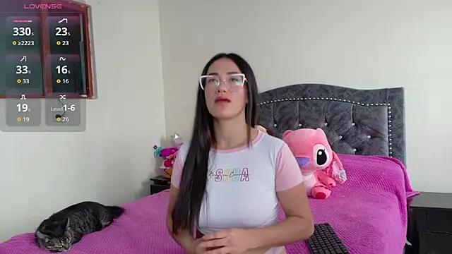 Snapshot of cami_suarez chatting on 29, 5, 2026 cami suarez online show from 29, 5, 2026