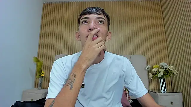 Snapshot of MichaelVasquex chatting on 28, 5, 2026 MichaelVasquex online show from 28, 5, 2026