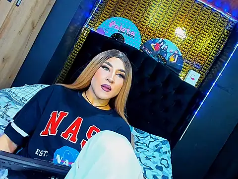 Georgina giio  online show from 22, 5, 2026