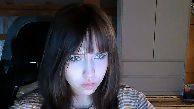 Snapshot of NoirEva chatting on 23, 5, 2026 NoirEva online show from 23, 5, 2026