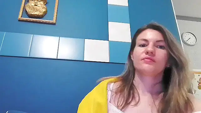 Snapshot of Margarett chatting on 27, 5, 2026 Margarett online show from 27, 5, 2026