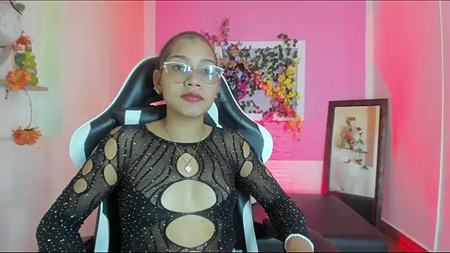 Scarlett Lune online show from 28, 5, 2026