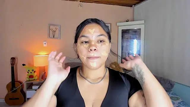 Snapshot of naomy_ruiz_ chatting on 26, 5, 2026 naomy ruiz online show from 26, 5, 2026