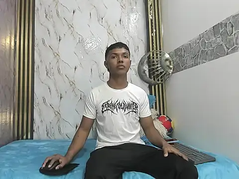 Snapshot of lonjitas_twink_hot chatting on 28, 5, 2026 lonjitas twink hot online show from 28, 5, 2026