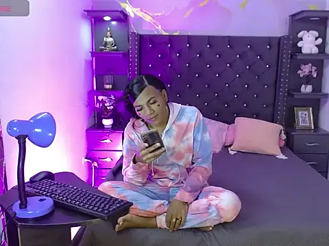 Snapshot of dani_exmixt chatting on 27, 5, 2026 dani exmixt online show from 27, 5, 2026