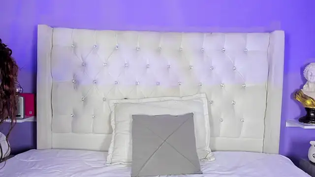 Snapshot of candy_queens_ chatting on 2, 7, 2026 candy queens online show from 2, 7, 2026