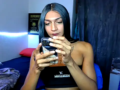 Snapshot of Alexxasexy chatting on 20, 5, 2026 Alexxasexy online show from 20, 5, 2026