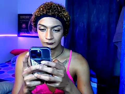 Snapshot of Alexxasexy chatting on 26, 5, 2026 Alexxasexy online show from 26, 5, 2026