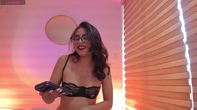 Snapshot of imsofia_dy chatting on 30, 5, 2026 imsofia dy online show from 30, 5, 2026