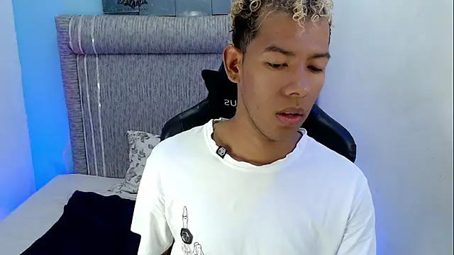 Taylerr 18 online show from 15, 5, 2026