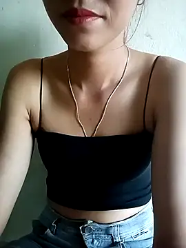 Snapshot of Suly-sweet chatting on 5, 6, 2026 Suly-sweet online show from 5, 6, 2026