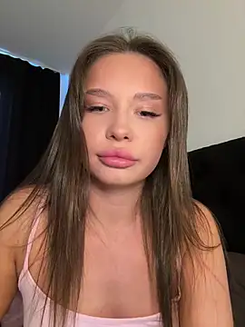 Snapshot of BeautyBella_ chatting on 19, 5, 2026 BeautyBella online show from 19, 5, 2026