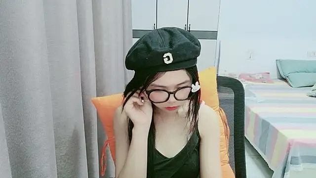 Snapshot of xiaoxiaoyu030 chatting on 15, 7, 2026 xiaoxiaoyu030 online show from 15, 7, 2026