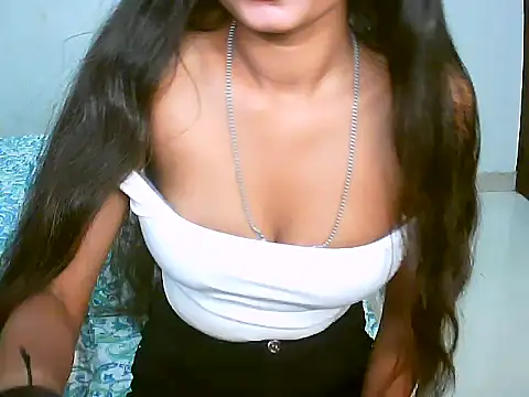 Hey-sanvi online show from 27, 5, 2026