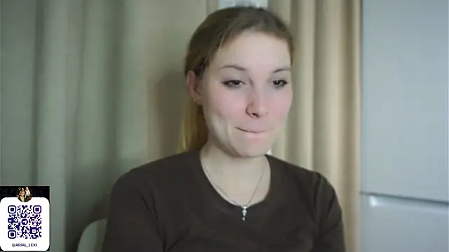 Snapshot of Sairallyn chatting on 19, 6, 2026 Sairallyn online show from 19, 6, 2026
