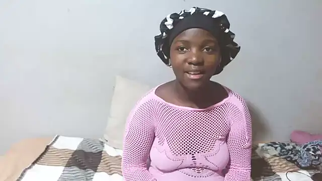 PunkinbuttXx05 online show from 24, 5, 2026