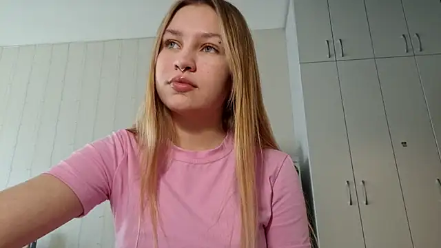 dozygleam online show from 17, 5, 2026