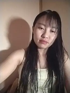 Snapshot of Cherry-squirtt chatting on 5, 6, 2026 Cherry-squirtt online show from 5, 6, 2026