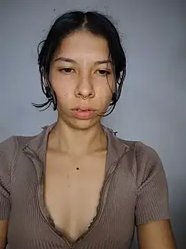 Snapshot of MelanyMo_on chatting on 14, 6, 2026 MelanyMo on online show from 14, 6, 2026