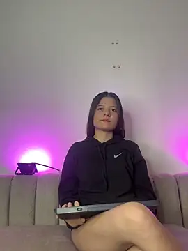 Snapshot of soee_18 chatting on 20, 5, 2026 soee 18 online show from 20, 5, 2026