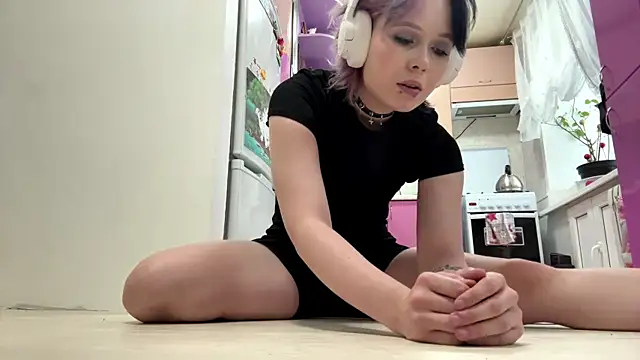 Snapshot of CuteLilit chatting on 17, 5, 2026 CuteLilit online show from 17, 5, 2026