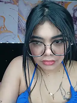 Snapshot of luxuryluna chatting on 11, 6, 2026 luxuryluna online show from 11, 6, 2026
