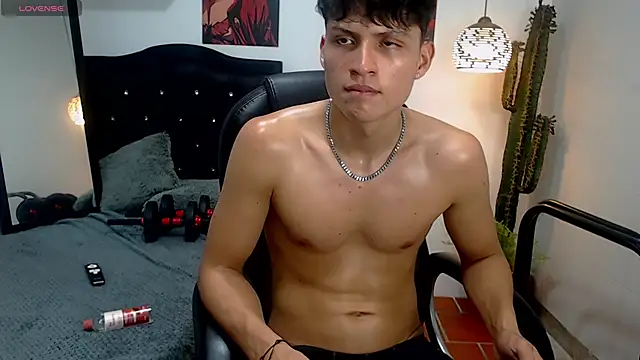 Snapshot of drago_ivan chatting on 22, 5, 2026 drago ivan online show from 22, 5, 2026