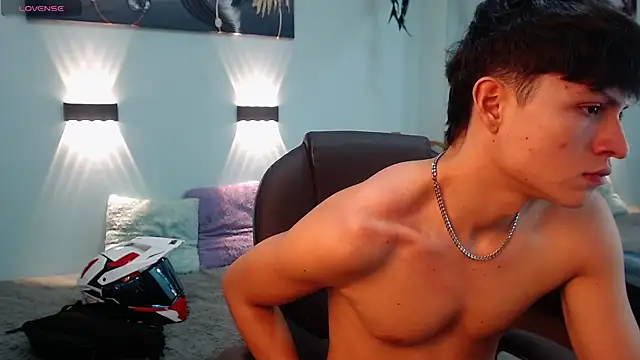 Snapshot of drago_ivan chatting on 31, 5, 2026 drago ivan online show from 31, 5, 2026