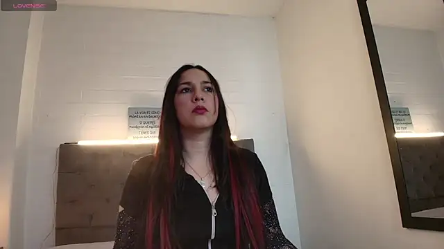 Snapshot of Rossy_Marks chatting on 19, 6, 2026 Rossy Marks online show from 19, 6, 2026
