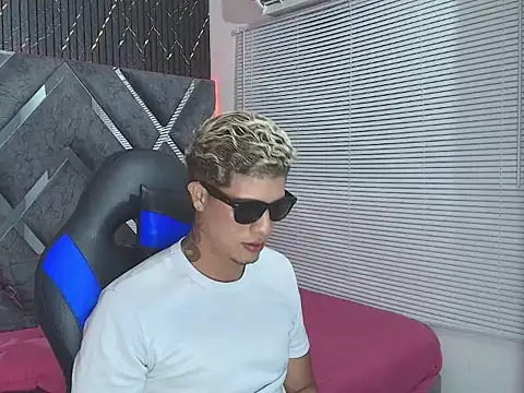 dominic connor online show from 27, 6, 2026