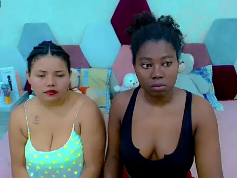 sexy duo girl online show from 23, 5, 2026