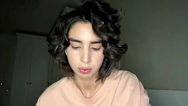 Snapshot of JessiaRuezga chatting on 18, 5, 2026 JessiaRuezga online show from 18, 5, 2026
