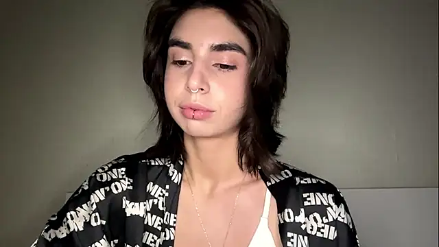 Snapshot of JessiaRuezga chatting on 27, 5, 2026 JessiaRuezga online show from 27, 5, 2026