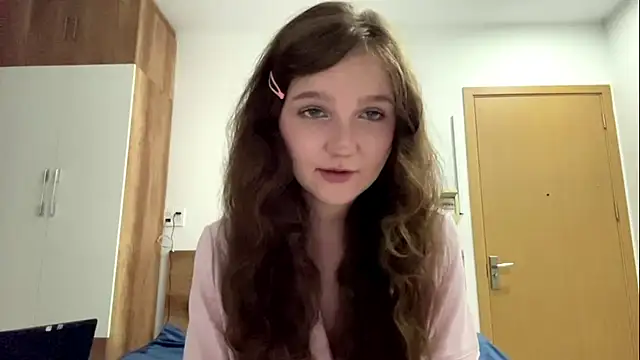 MarryWish1 online show from 17, 5, 2026