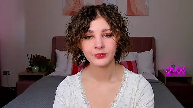Kira  Fluffy online show from 25, 5, 2026
