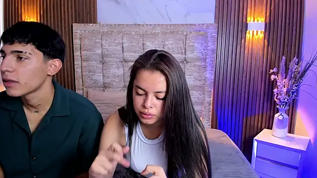 Snapshot of Ambar_a_Camilo chatting on 9, 7, 2026 Ambar a Camilo online show from 9, 7, 2026