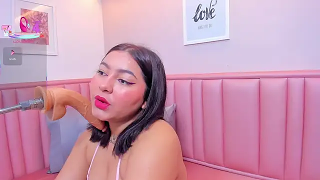Snapshot of dani_garciaa chatting on 10, 7, 2026 dani garciaa online show from 10, 7, 2026