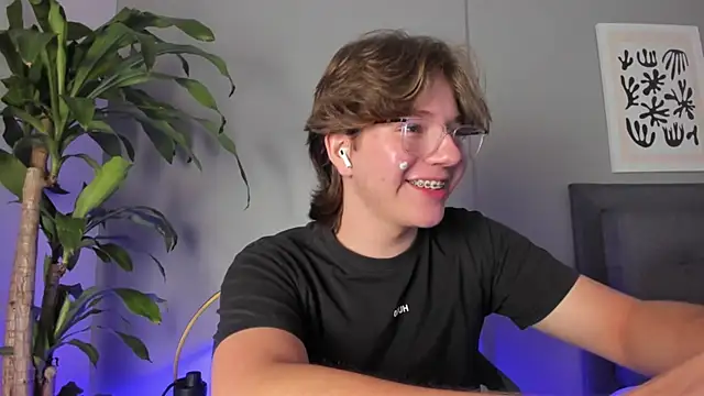 Snapshot of LucasMoraless chatting on 30, 5, 2026 LucasMoraless online show from 30, 5, 2026