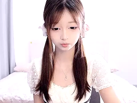 Snapshot of marigold-zzzz chatting on 29, 5, 2026 marigold-zzzz online show from 29, 5, 2026