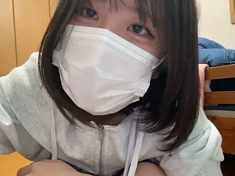 Snapshot of miniminimo_o chatting on 26, 5, 2026 miniminimo o online show from 26, 5, 2026