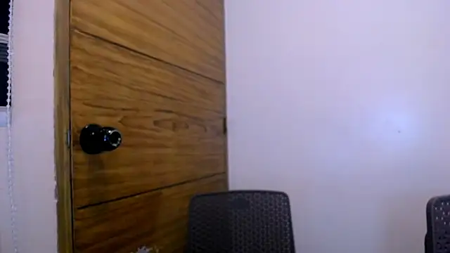 Snapshot of bigcock_francine chatting on 15, 6, 2026 bigcock francine online show from 15, 6, 2026
