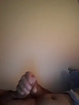 Snapshot of Nicolas065 chatting on 15, 5, 2026 Nicolas065 online show from 15, 5, 2026