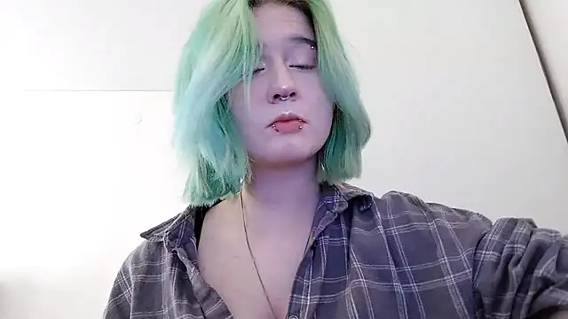 Snapshot of HunXena chatting on 20, 5, 2026 HunXena online show from 20, 5, 2026