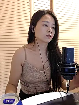 Snapshot of yueyue_99 chatting on 23, 5, 2026 yueyue 99 online show from 23, 5, 2026