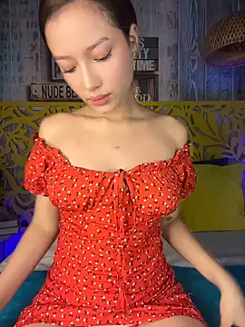 Snapshot of GlamKittenXXX chatting on 19, 5, 2026 GlamKittenXXX online show from 19, 5, 2026