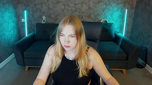 Snapshot of NikkyReyyy chatting on 21, 5, 2026 NikkyReyyy online show from 21, 5, 2026